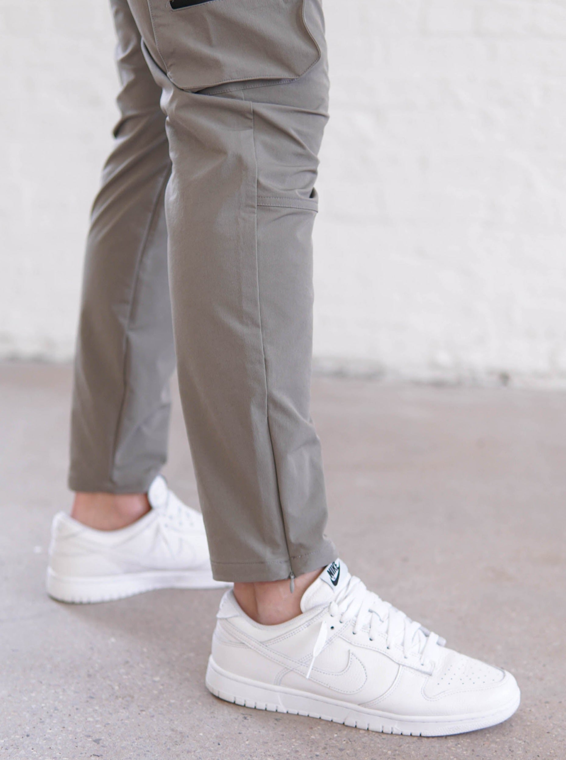 Tech Stretch Cargo Pant In Olive