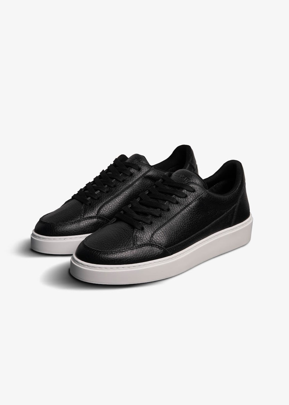 Premium Leather Trainer In Black/White