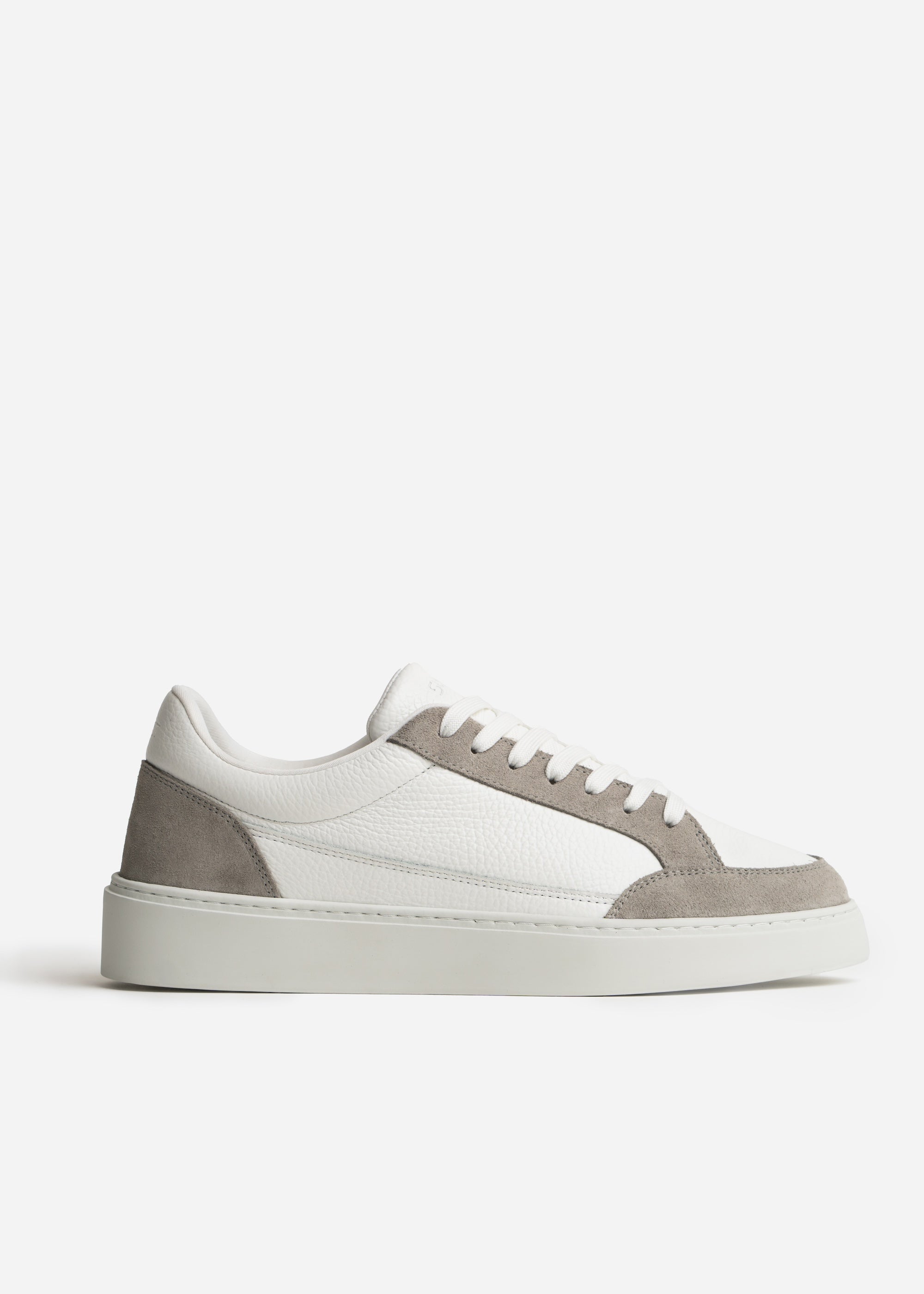 Premium Leather Trainer In White/Grey