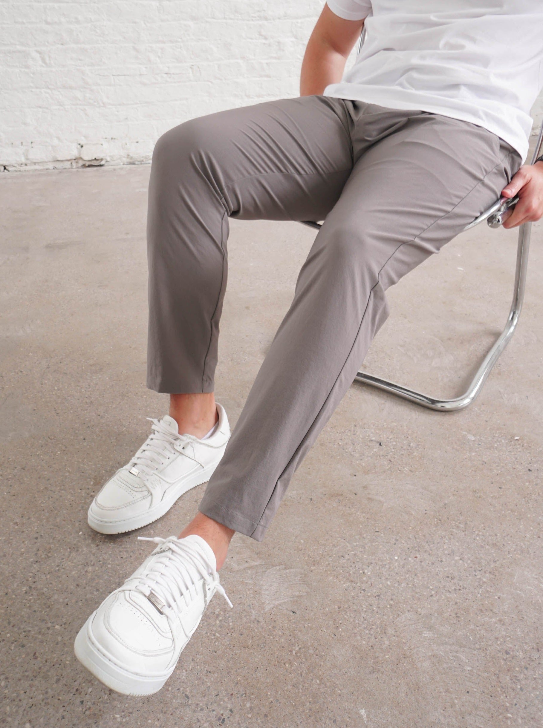 Smart Stretch Trouser In Light Grey