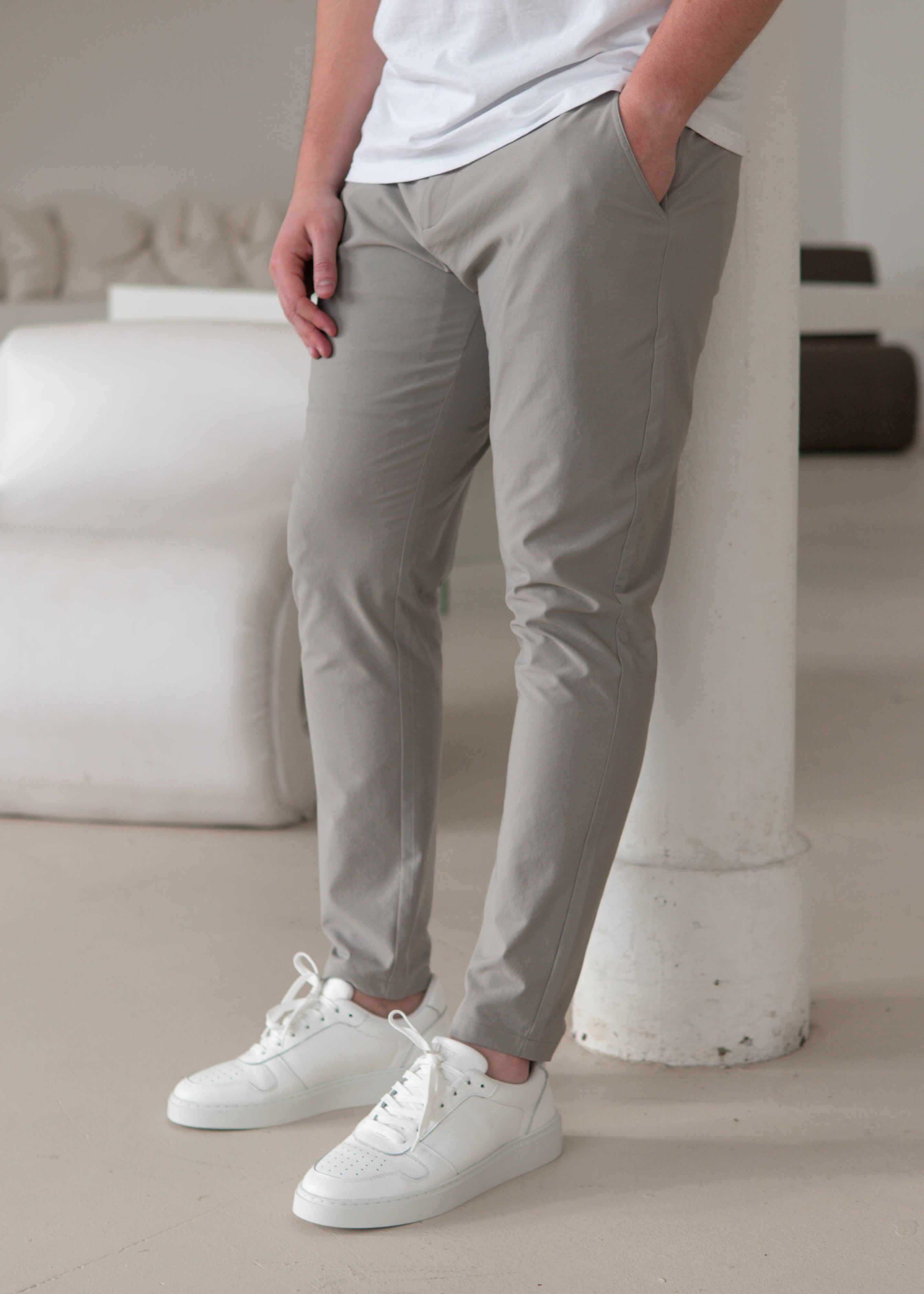 Smart Stretch Trouser In Stone