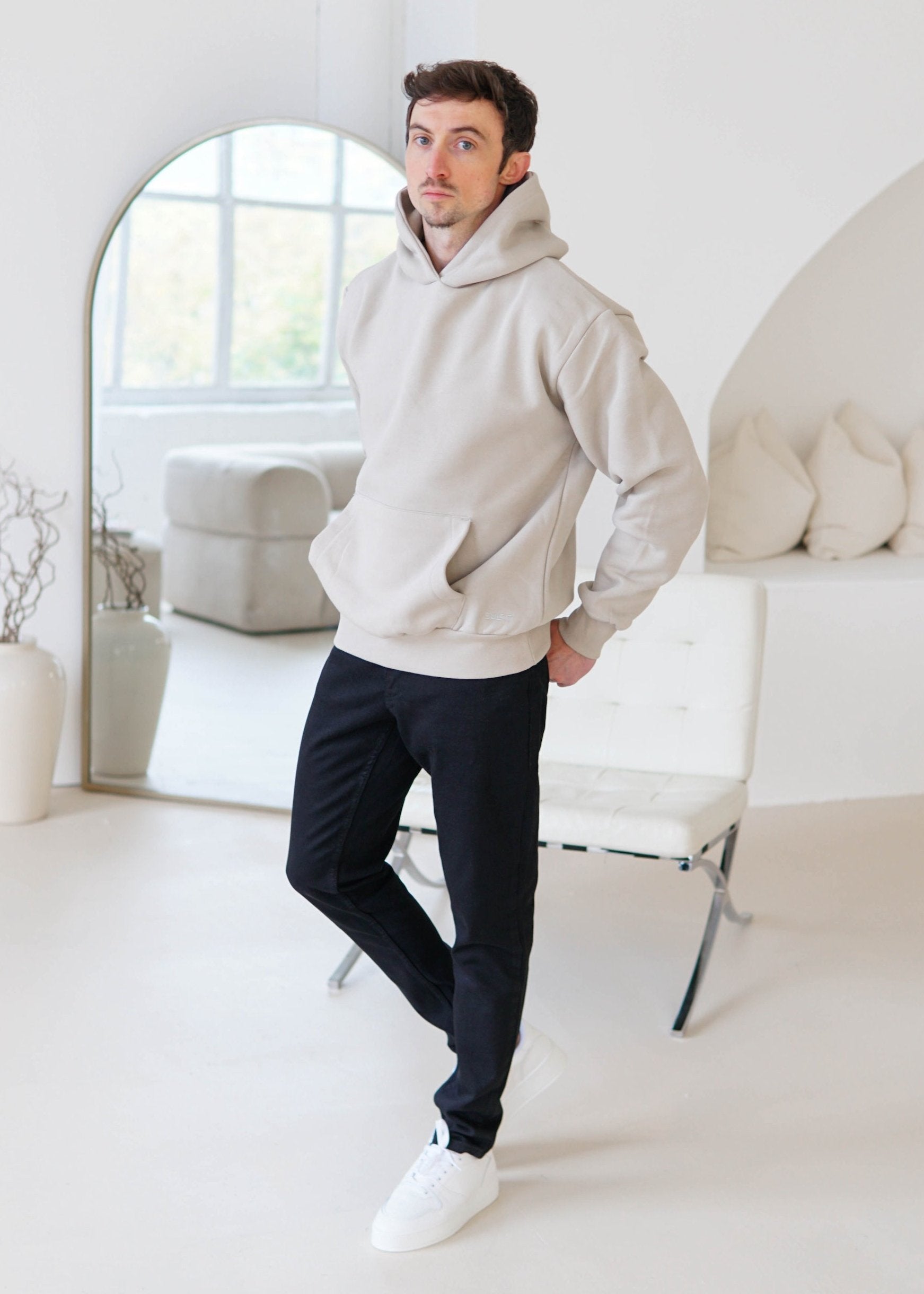 Premium Relaxed Hoodie In Stone