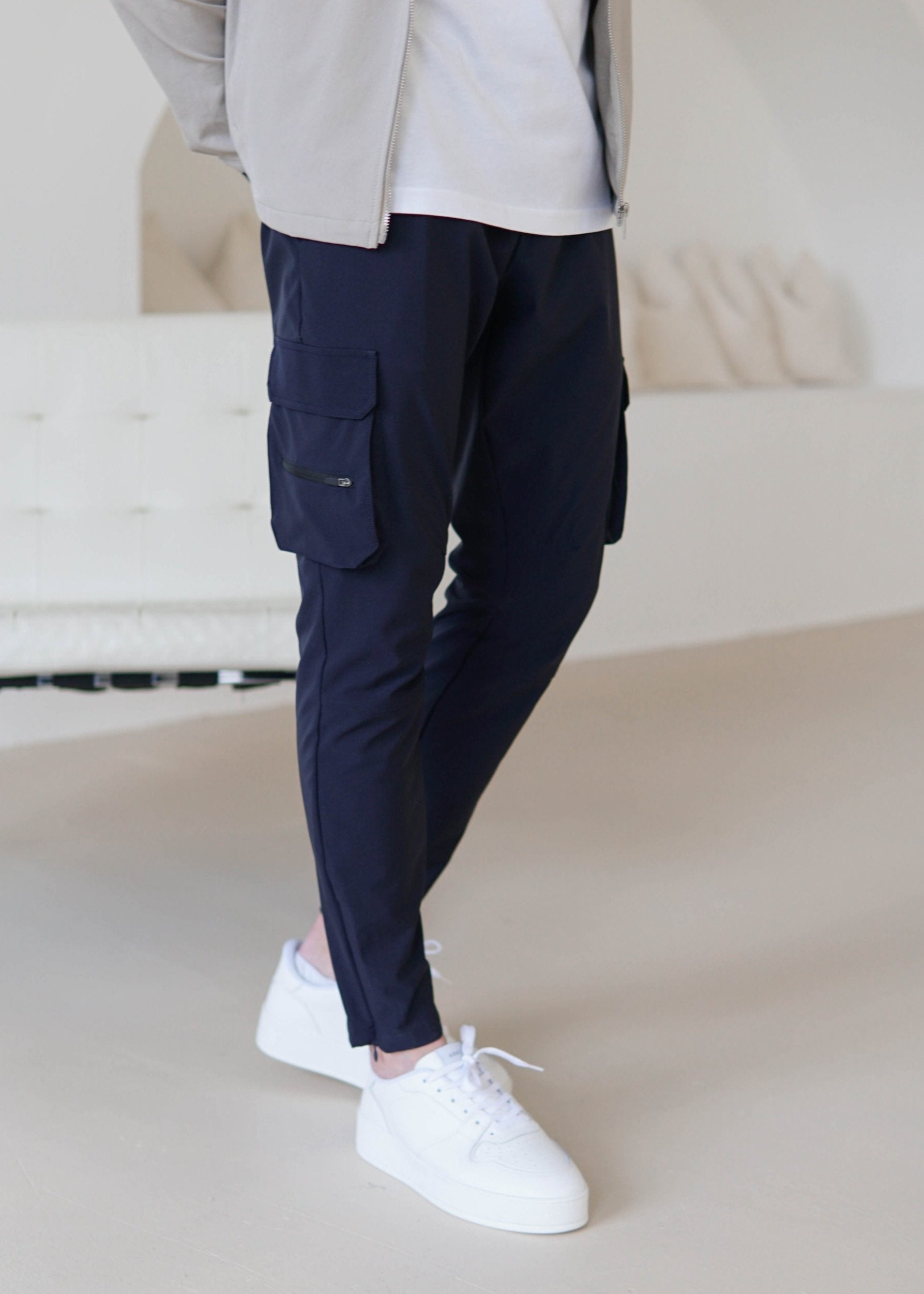 Tech Stretch Cargo Pant In Navy