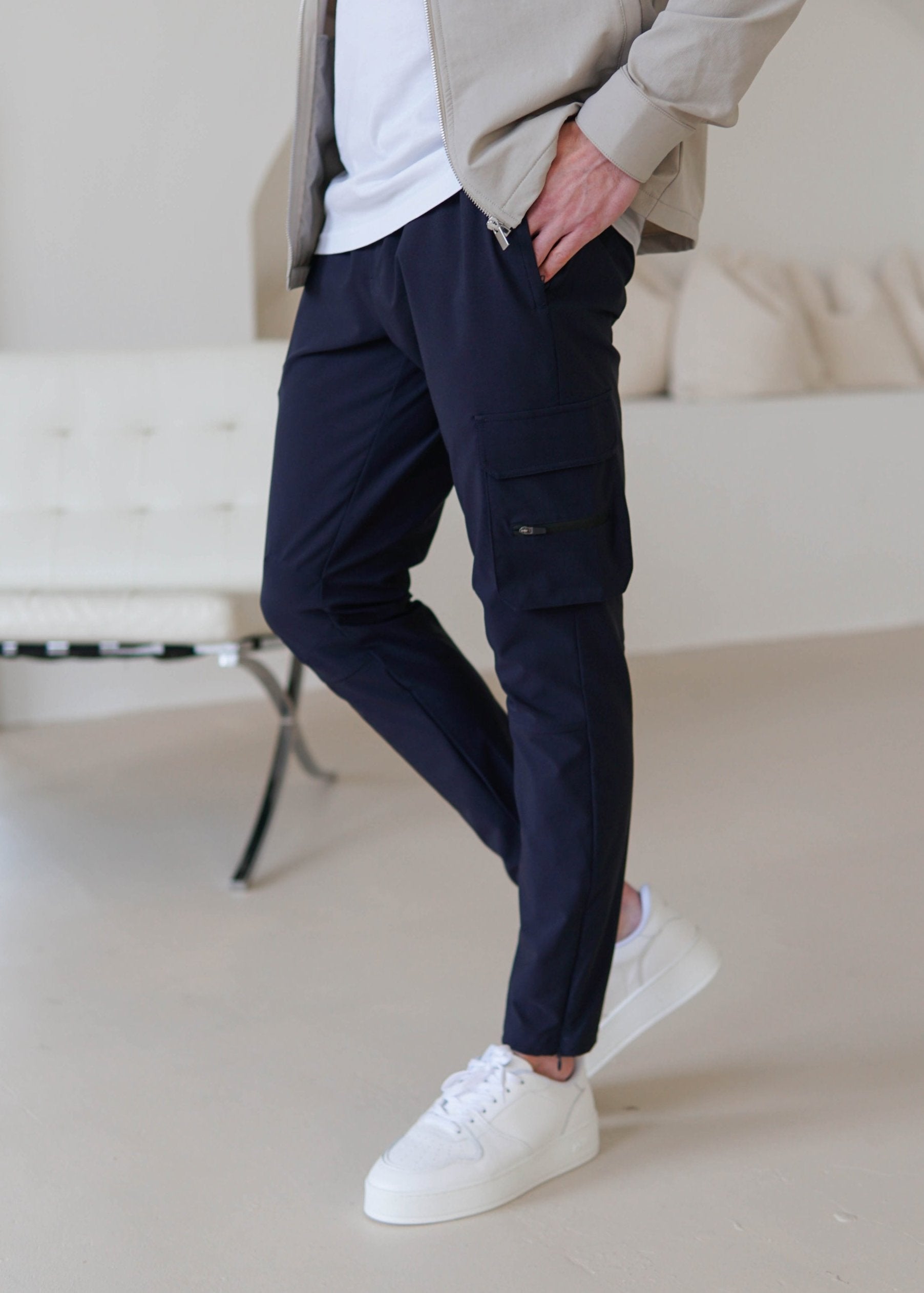 Tech Stretch Cargo Pant In Navy