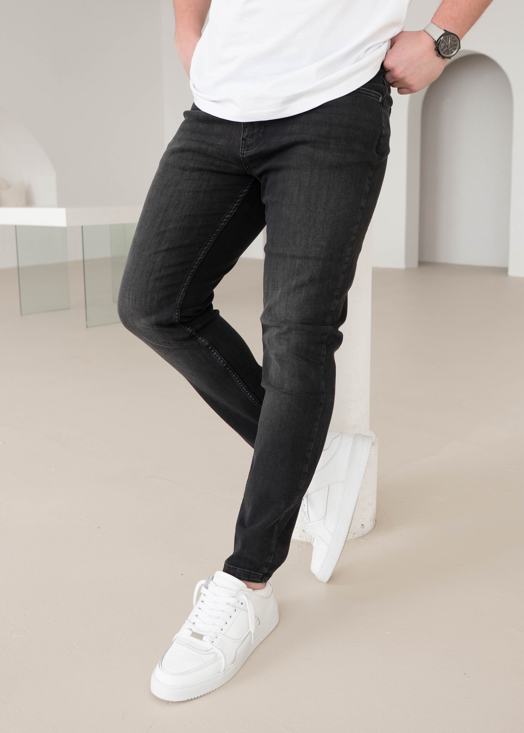 Slim Comfort Jeans In Charcoal