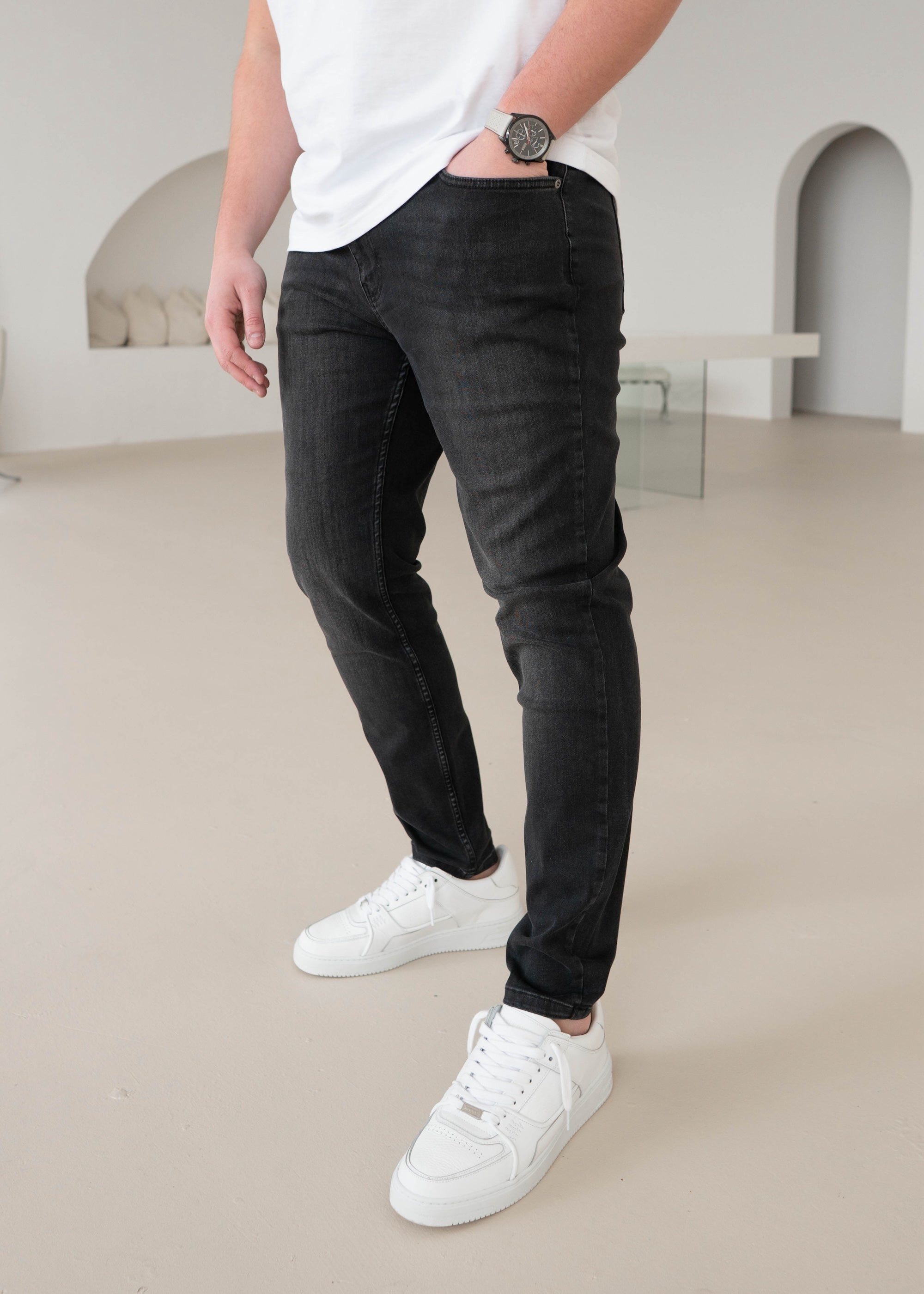 Slim Comfort Jeans In Charcoal