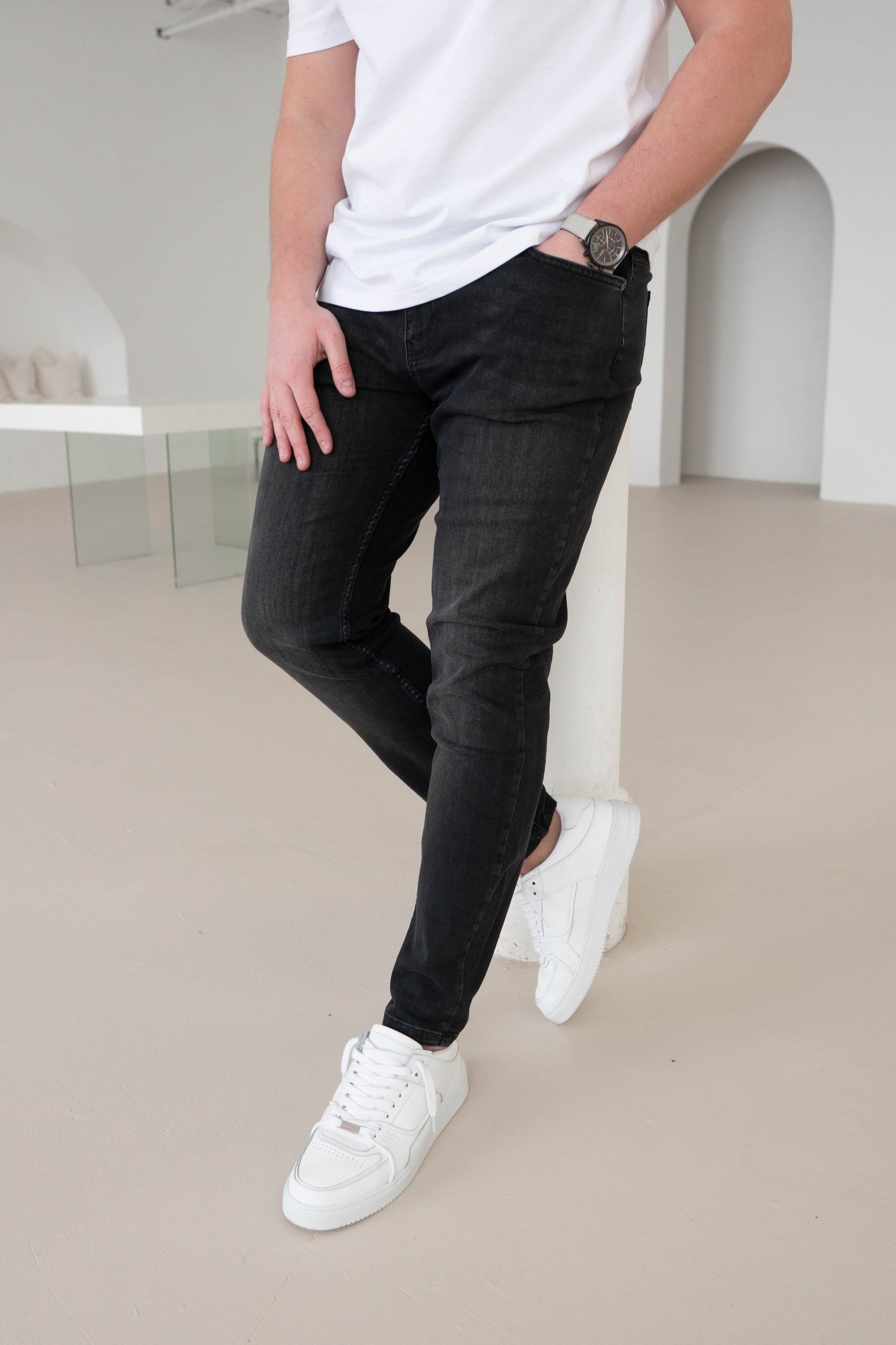 Slim Comfort Jeans In Charcoal