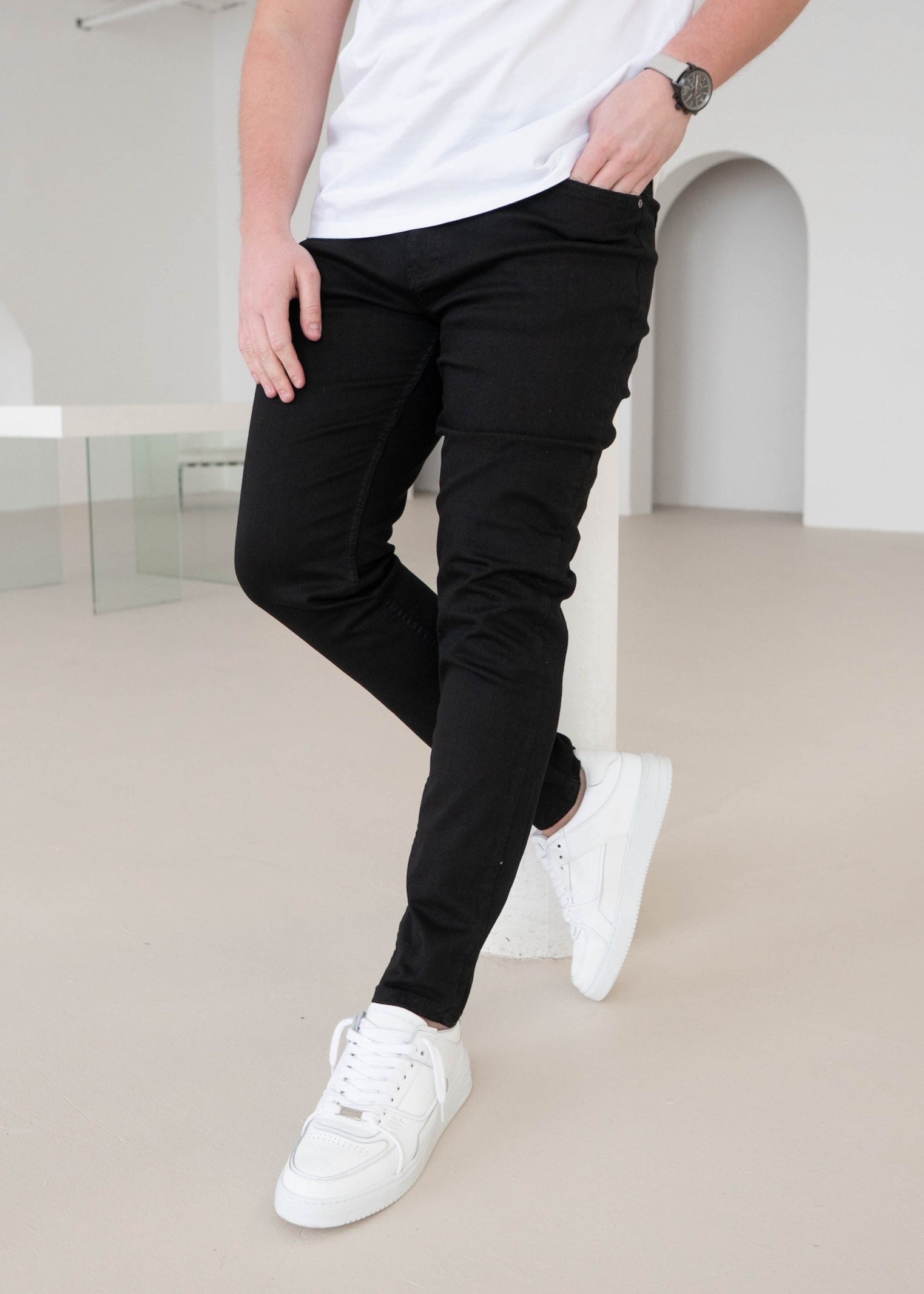 Slim Comfort Jeans In Jet Black