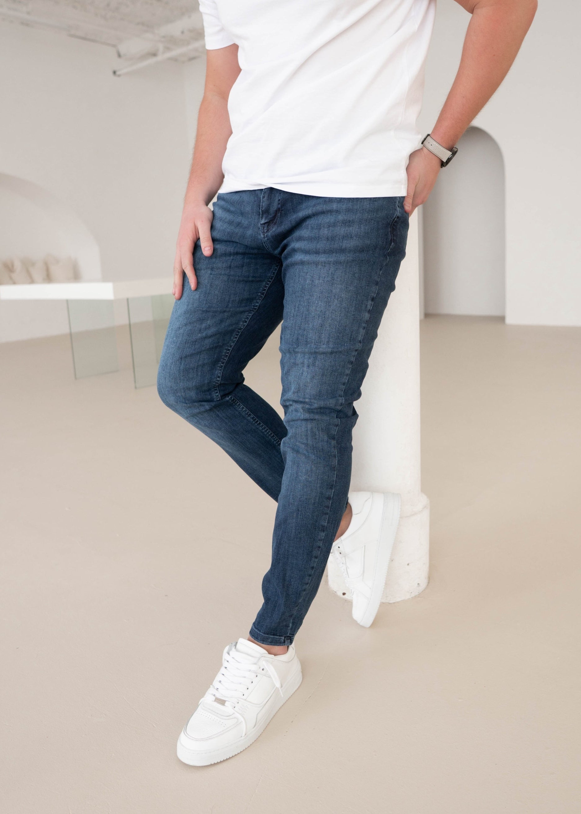 Slim Comfort Jeans In Mid Blue