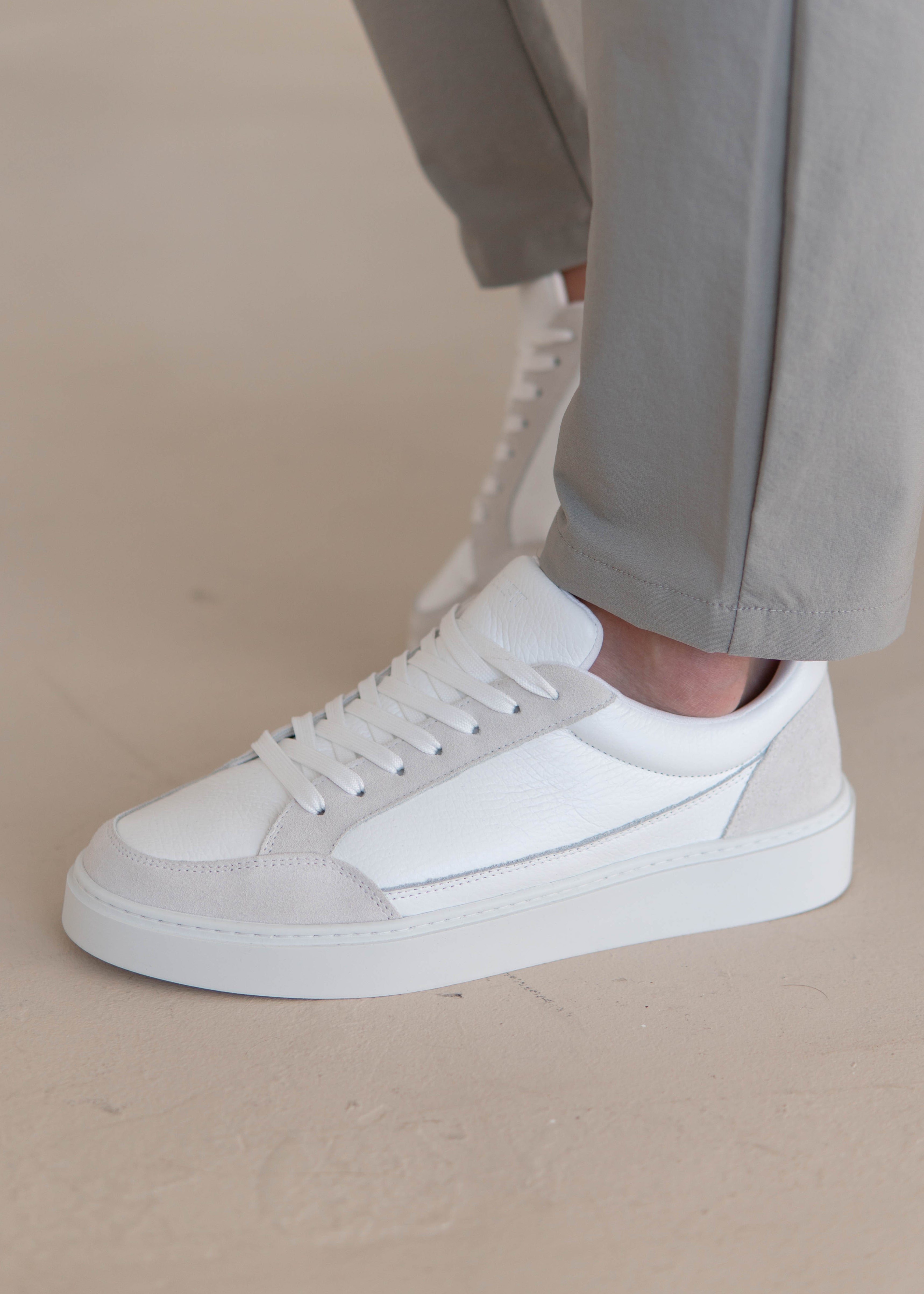 Premium Leather Trainer In White/Stone