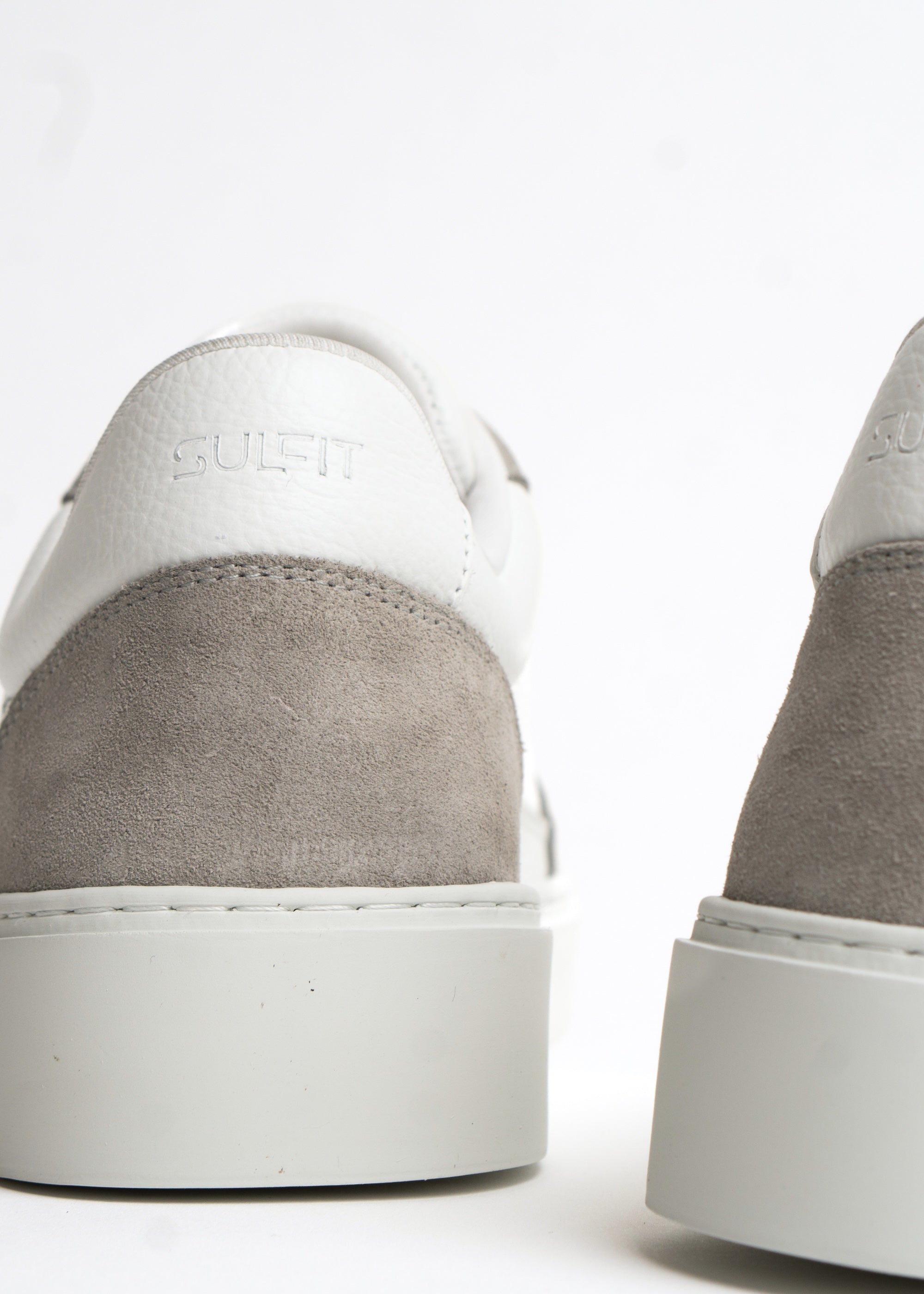 Premium Leather Trainer In White/Grey