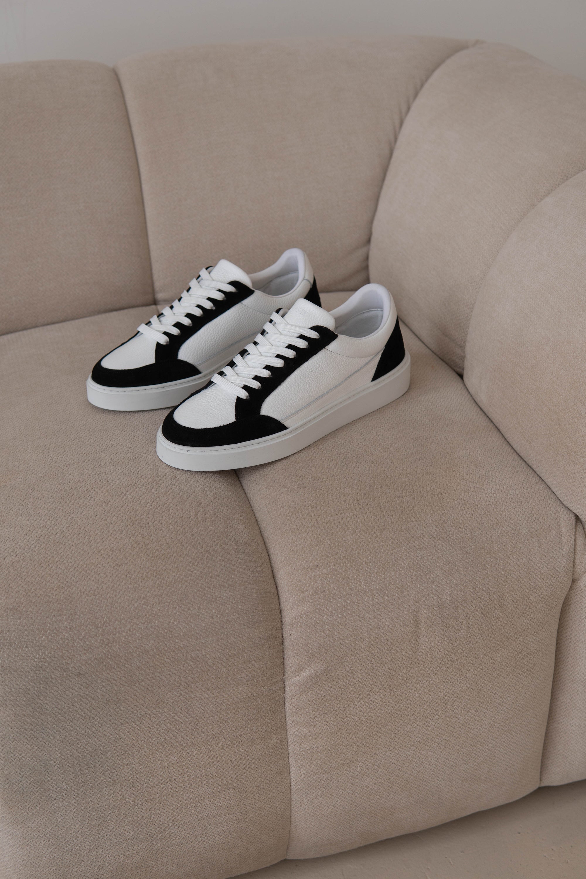 Premium Leather Trainer In White/Black Suede