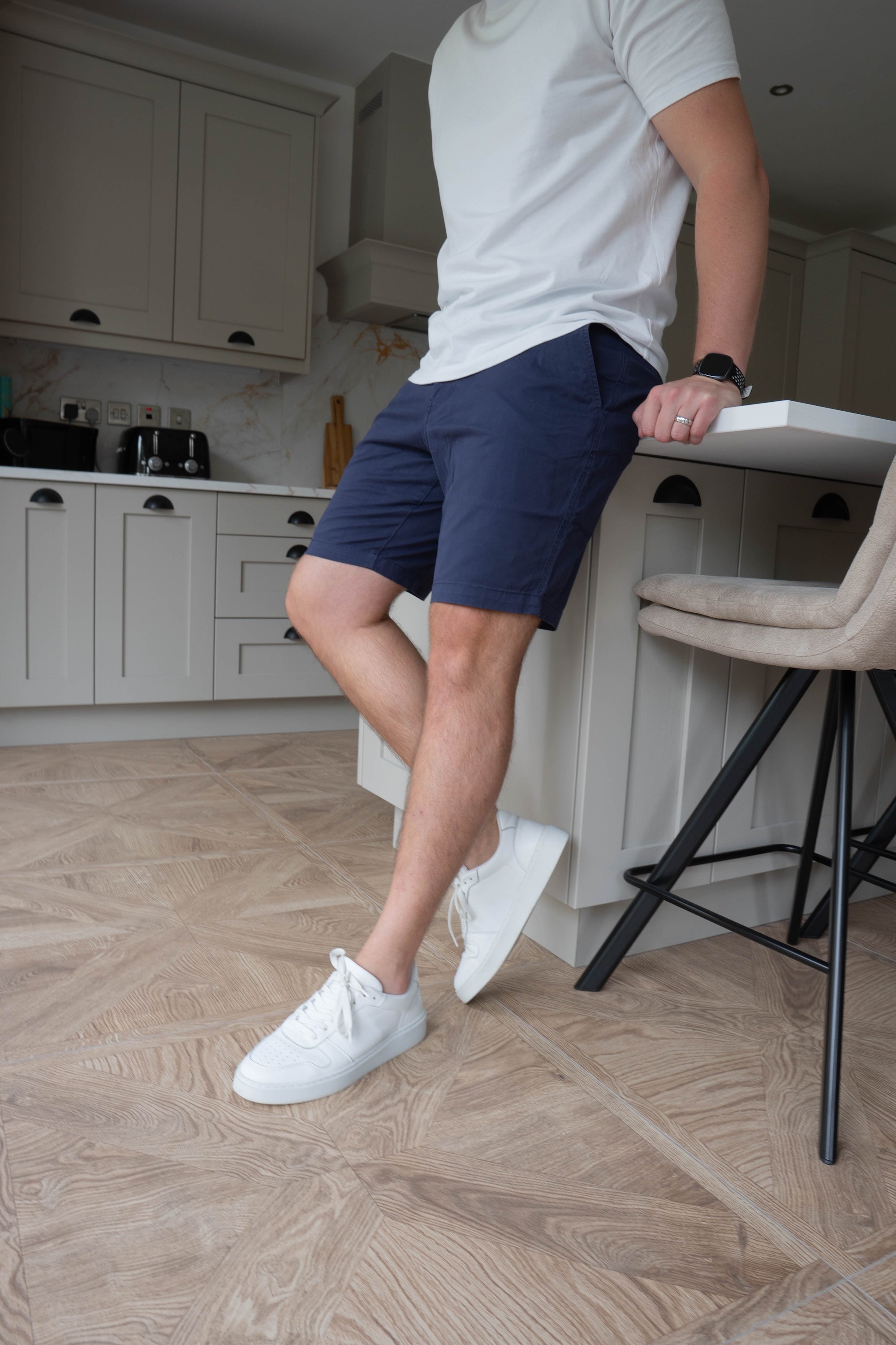 Slim Comfort Chino Shorts In Navy