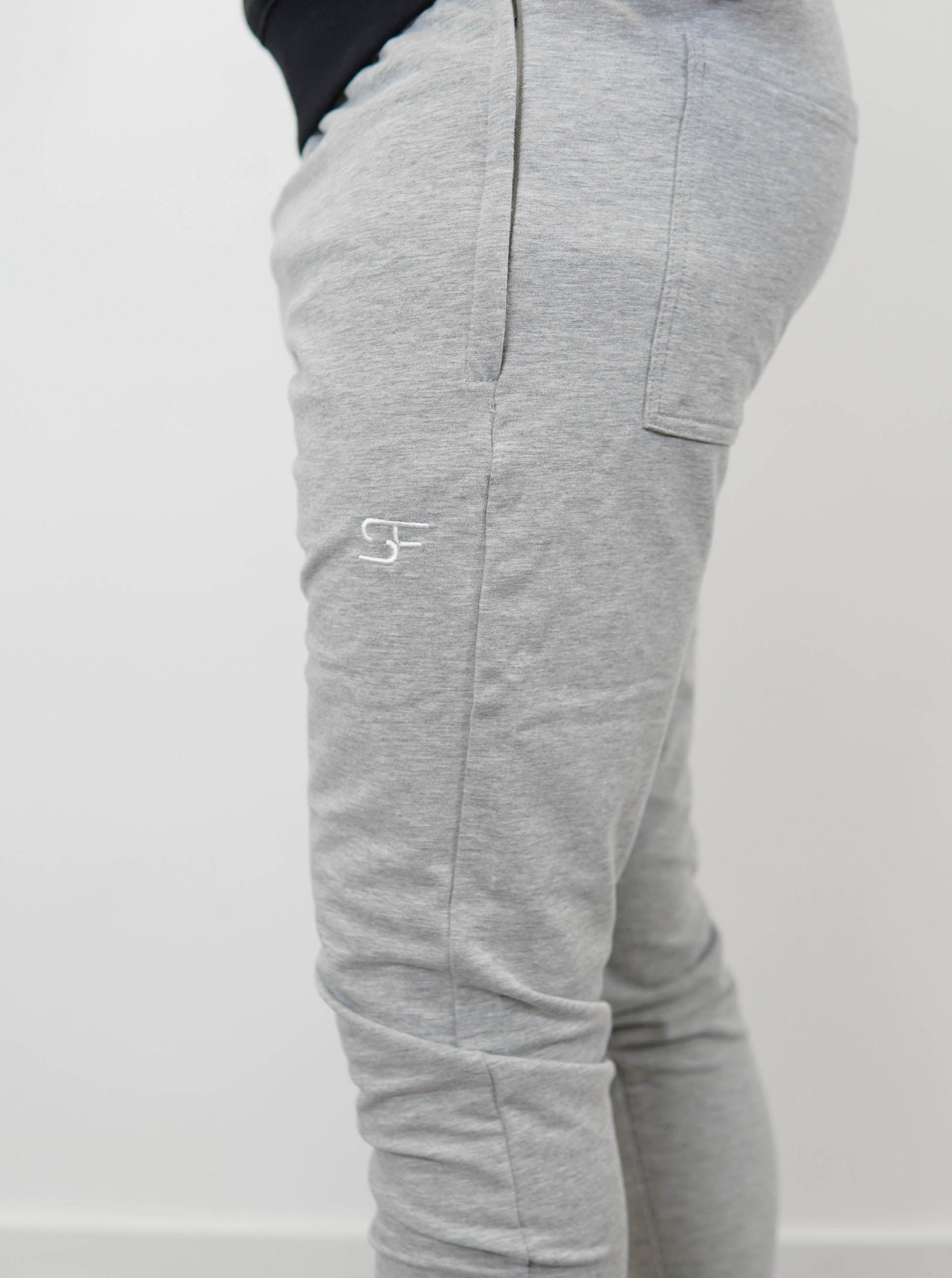 Aura Slim Fit Joggers In Heather Grey White Sulfit Clothing