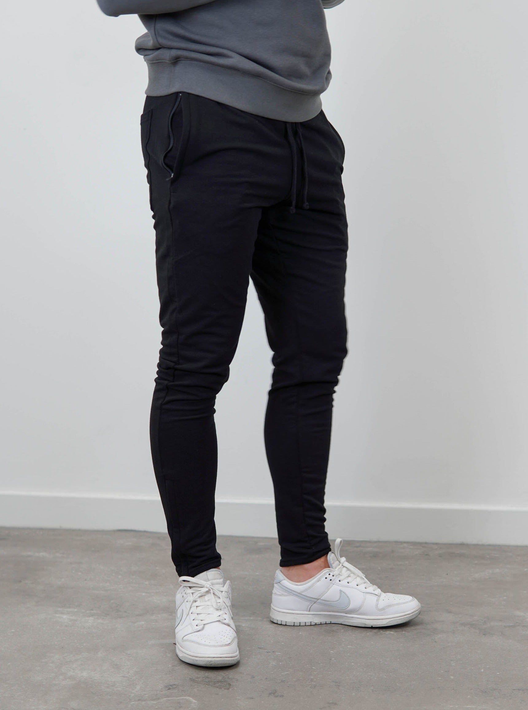 Skinny hot sale jogging pants