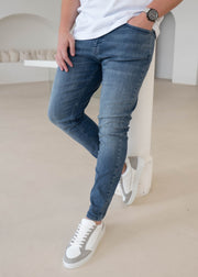 Slim Comfort Jeans In Stone Light Blue