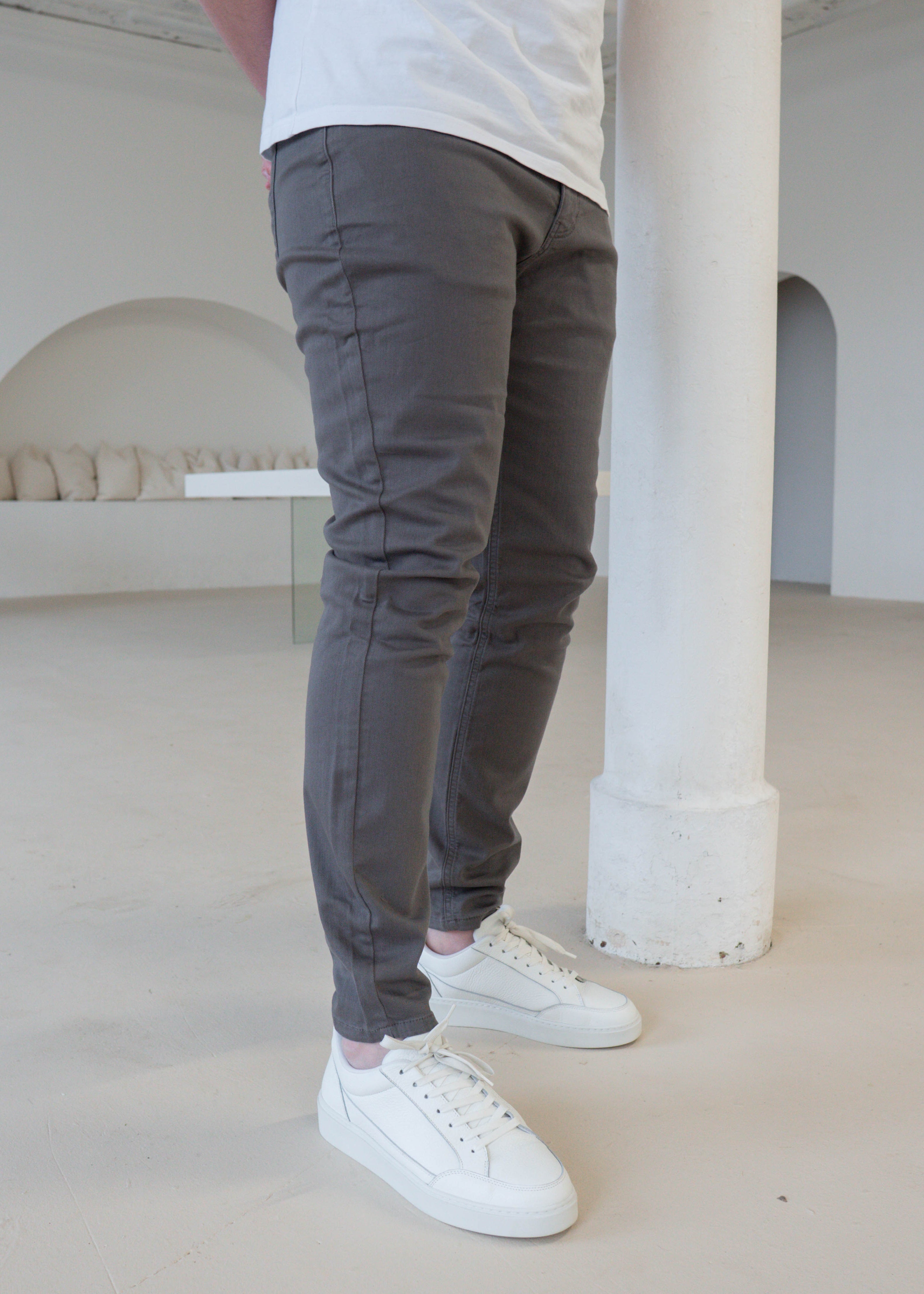 Slim Comfort Jeans In Dark Grey