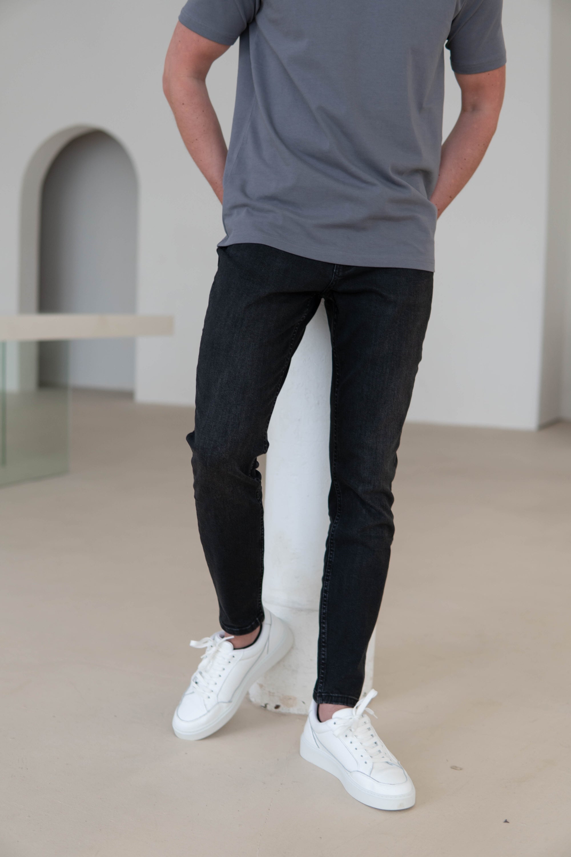Premium T-Shirt In Dark Grey