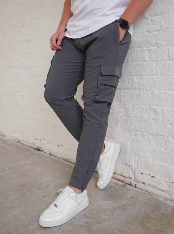 Tech Stretch Cargo Pant In Charcoal