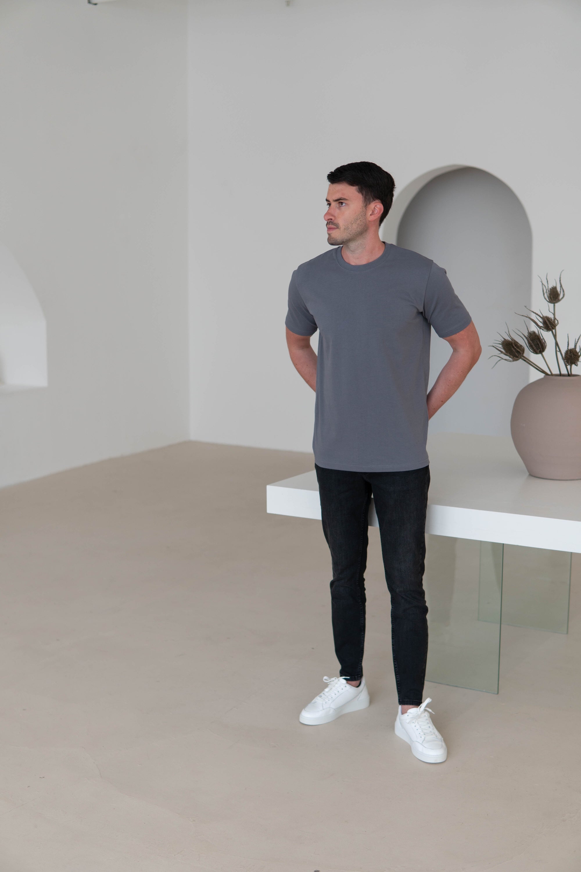 Premium T-Shirt In Dark Grey