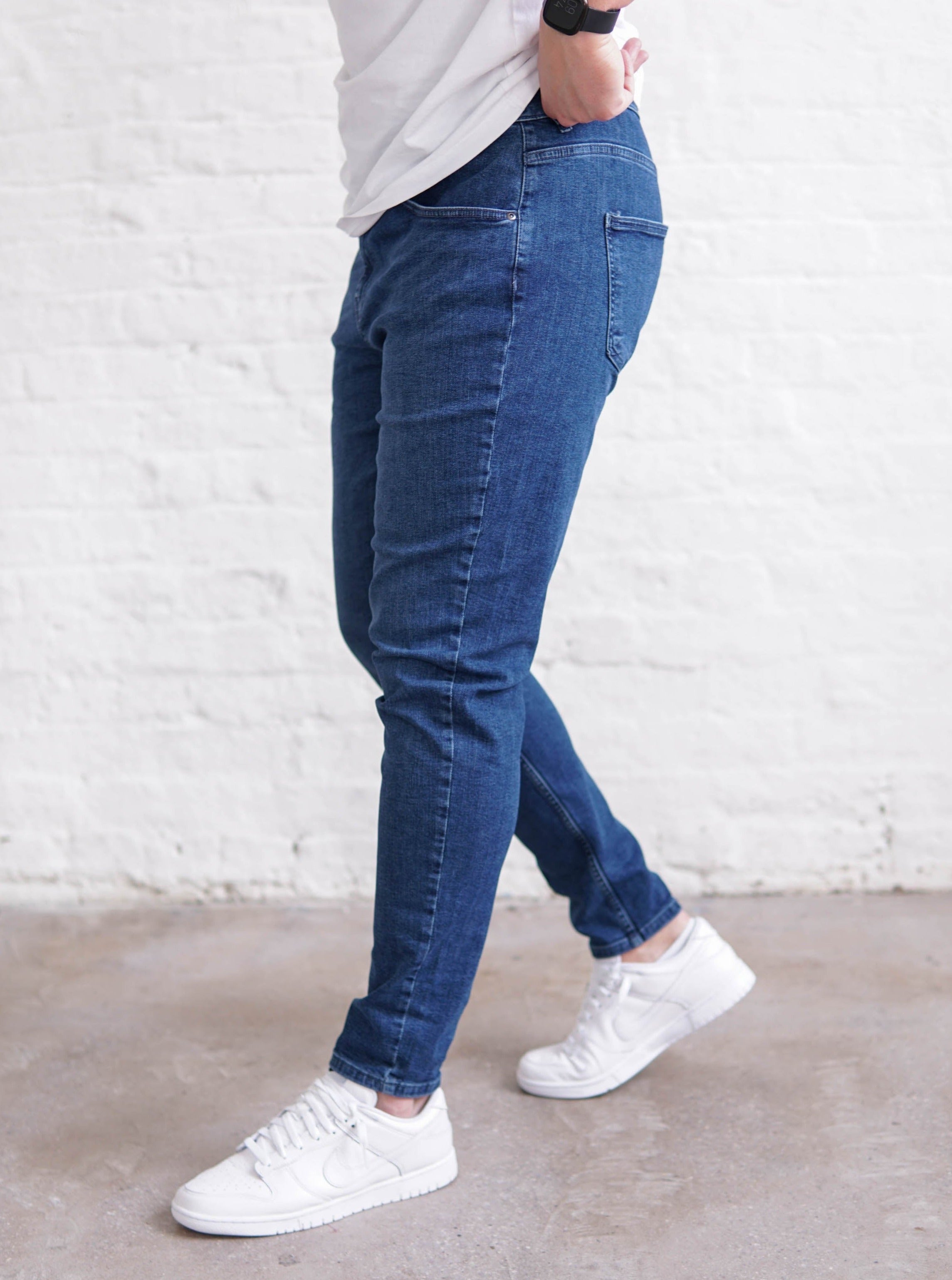 Relaxed Slim Jeans In Mid Blue – Sulfit Clothing