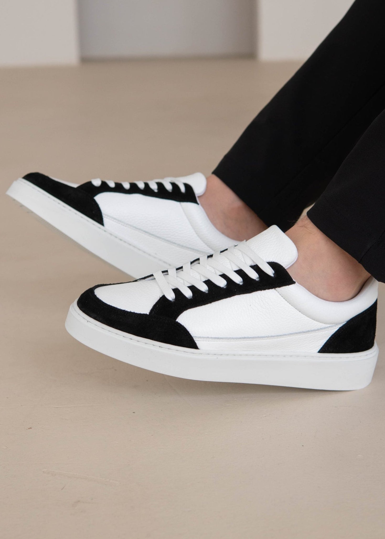 Premium Leather Trainer In White/Black Suede
