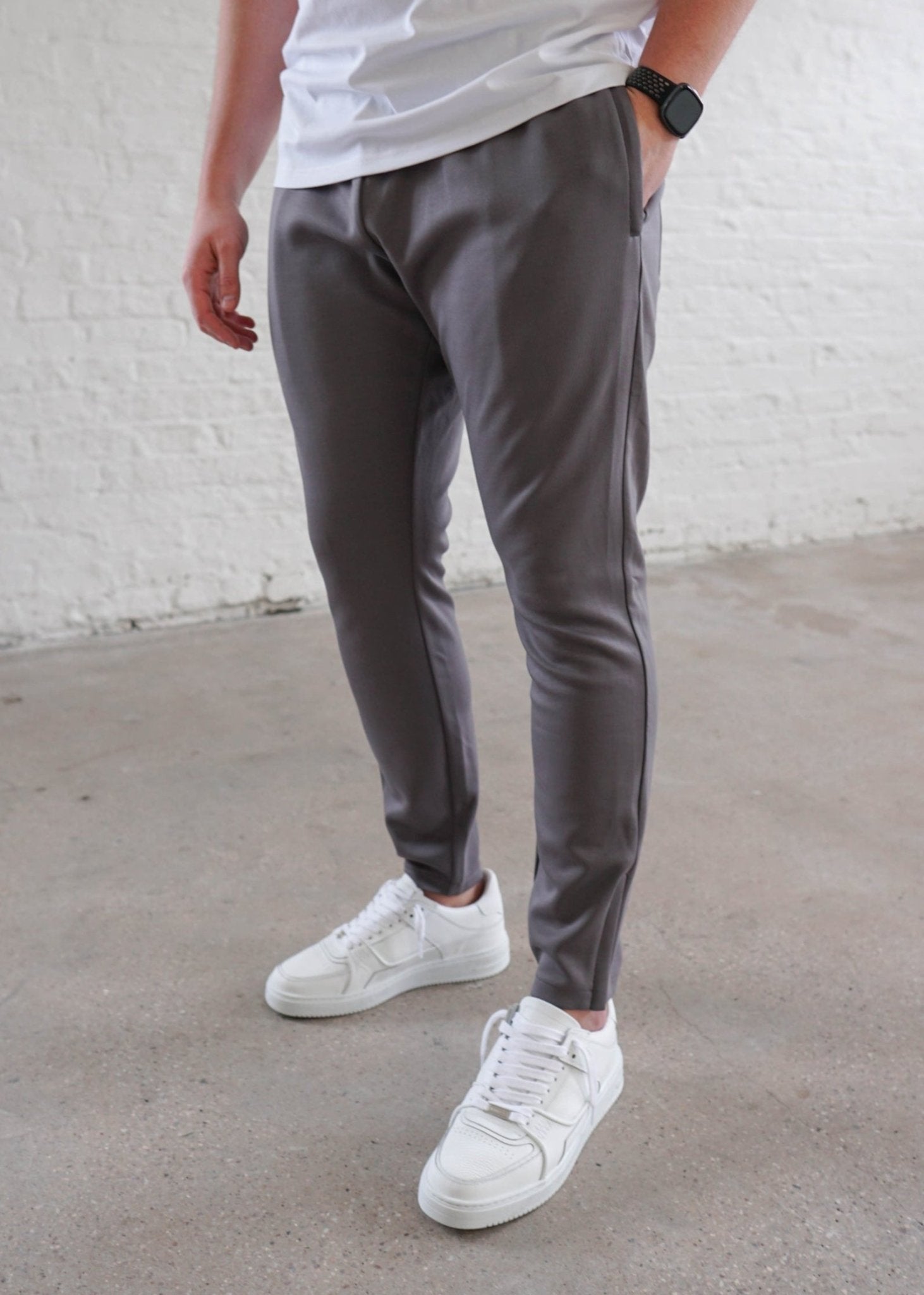 Luxe Aura Joggers In Mid Grey - Sulfit Clothing