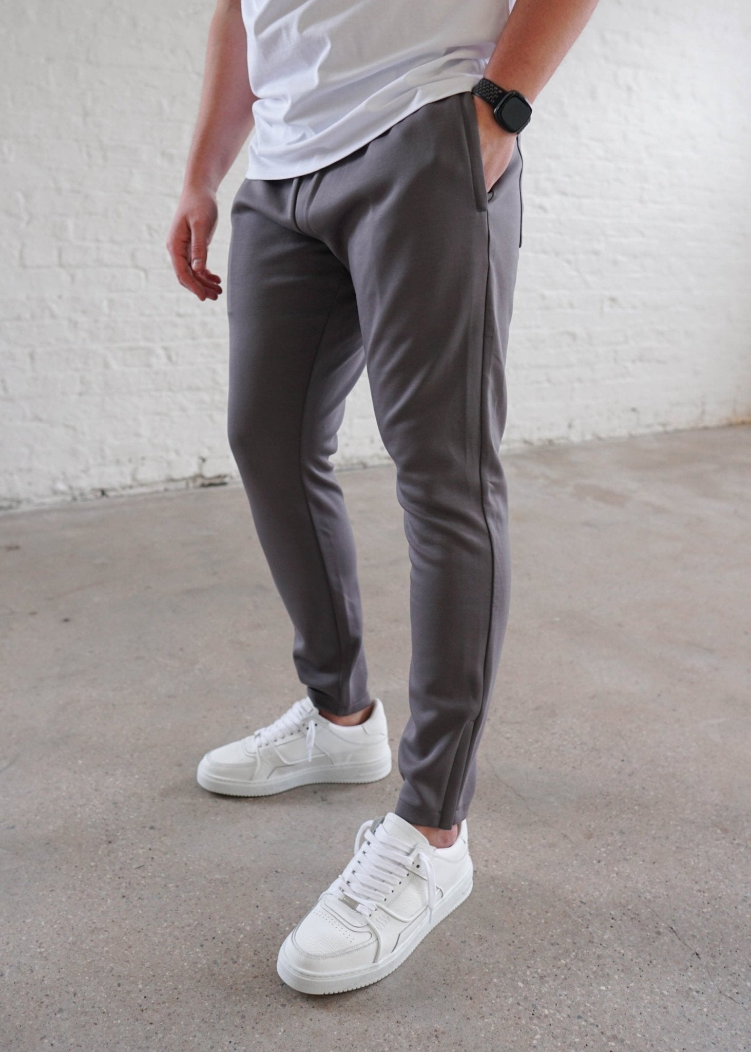 Luxe Aura Joggers In Mid Grey - Sulfit Clothing