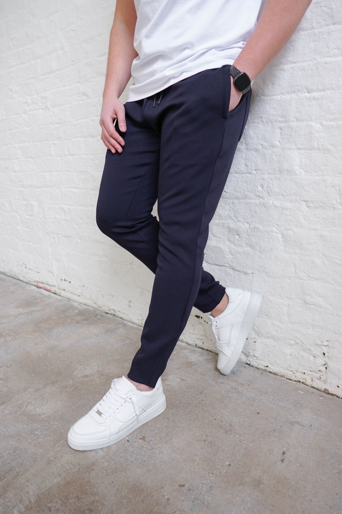 Luxe Aura Joggers In Navy - Sulfit Clothing