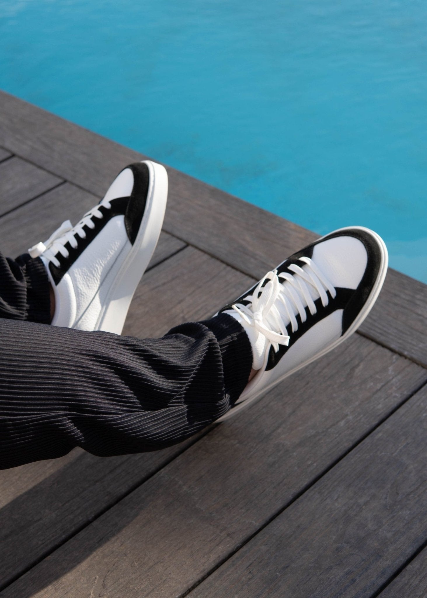 Premium Leather Trainer In White/Black Suede - Sulfit Clothing