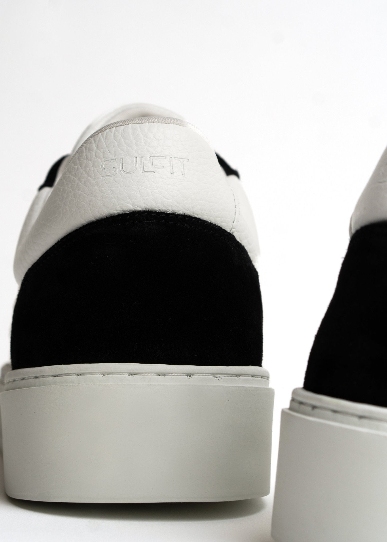 Premium Leather Trainer In White/Black Suede - Sulfit Clothing