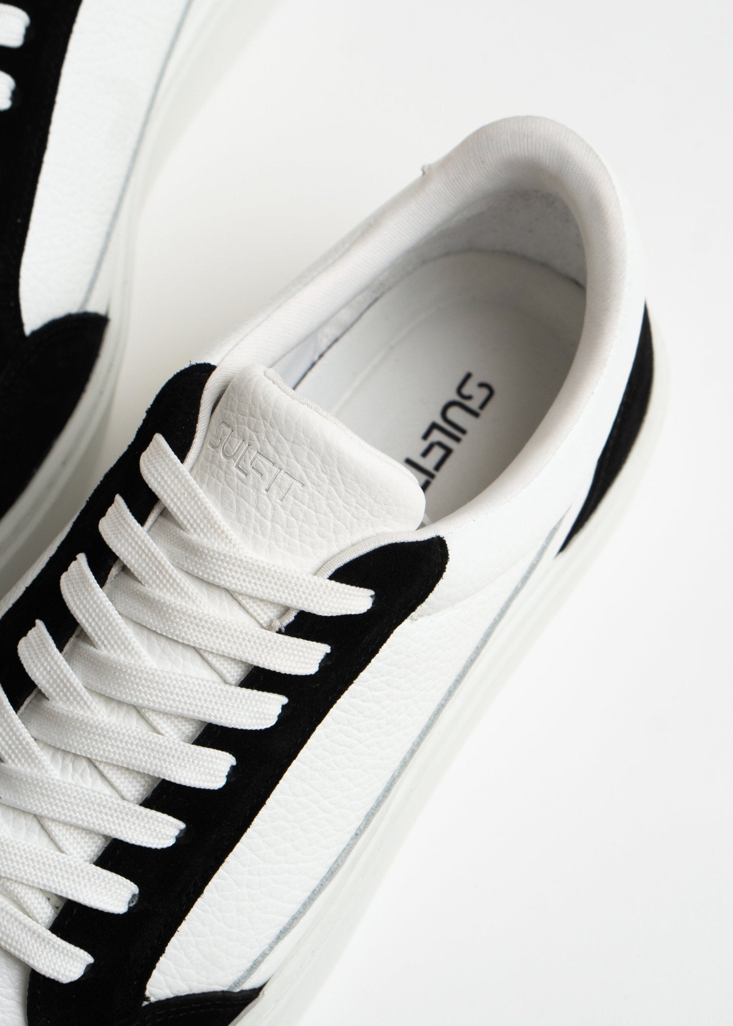 Premium Leather Trainer In White/Black Suede - Sulfit Clothing