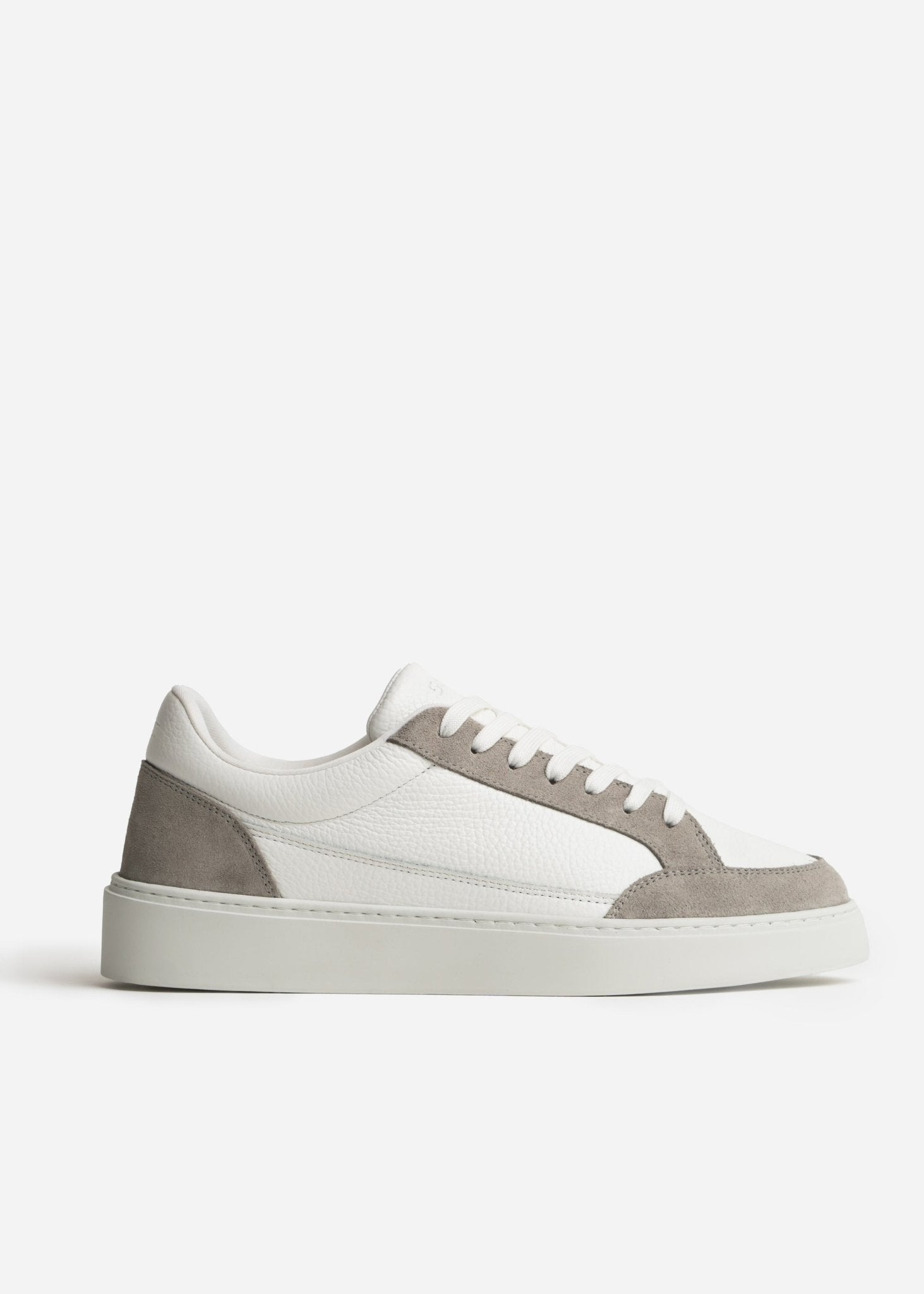 Premium Leather Trainer In White/Grey - Sulfit Clothing