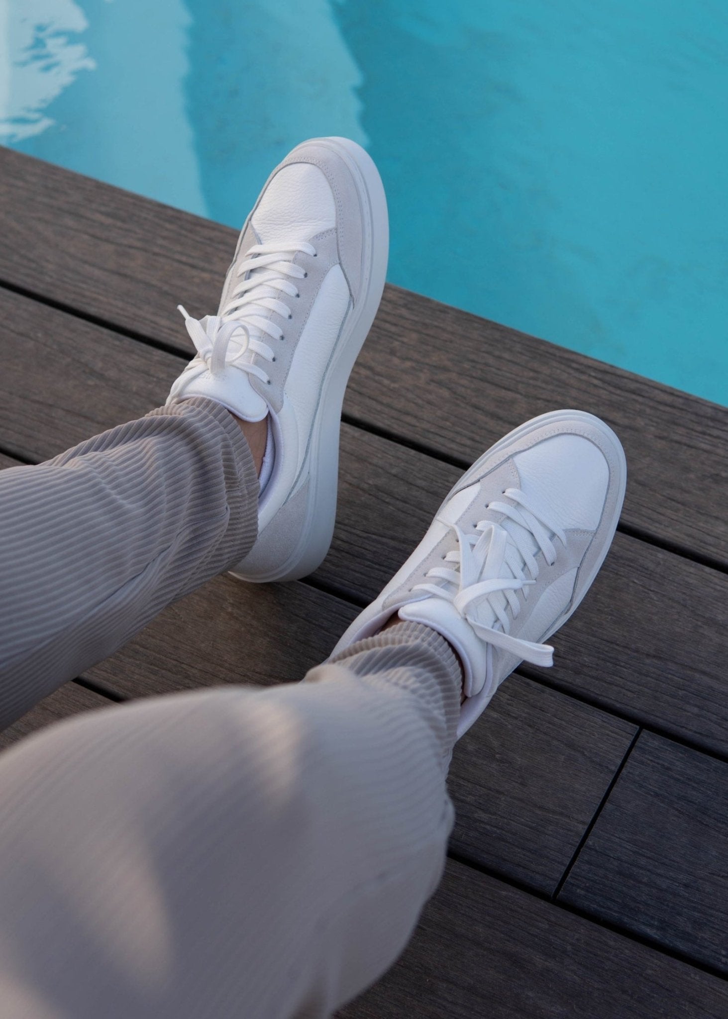 Premium Leather Trainer In White/Stone - Sulfit Clothing