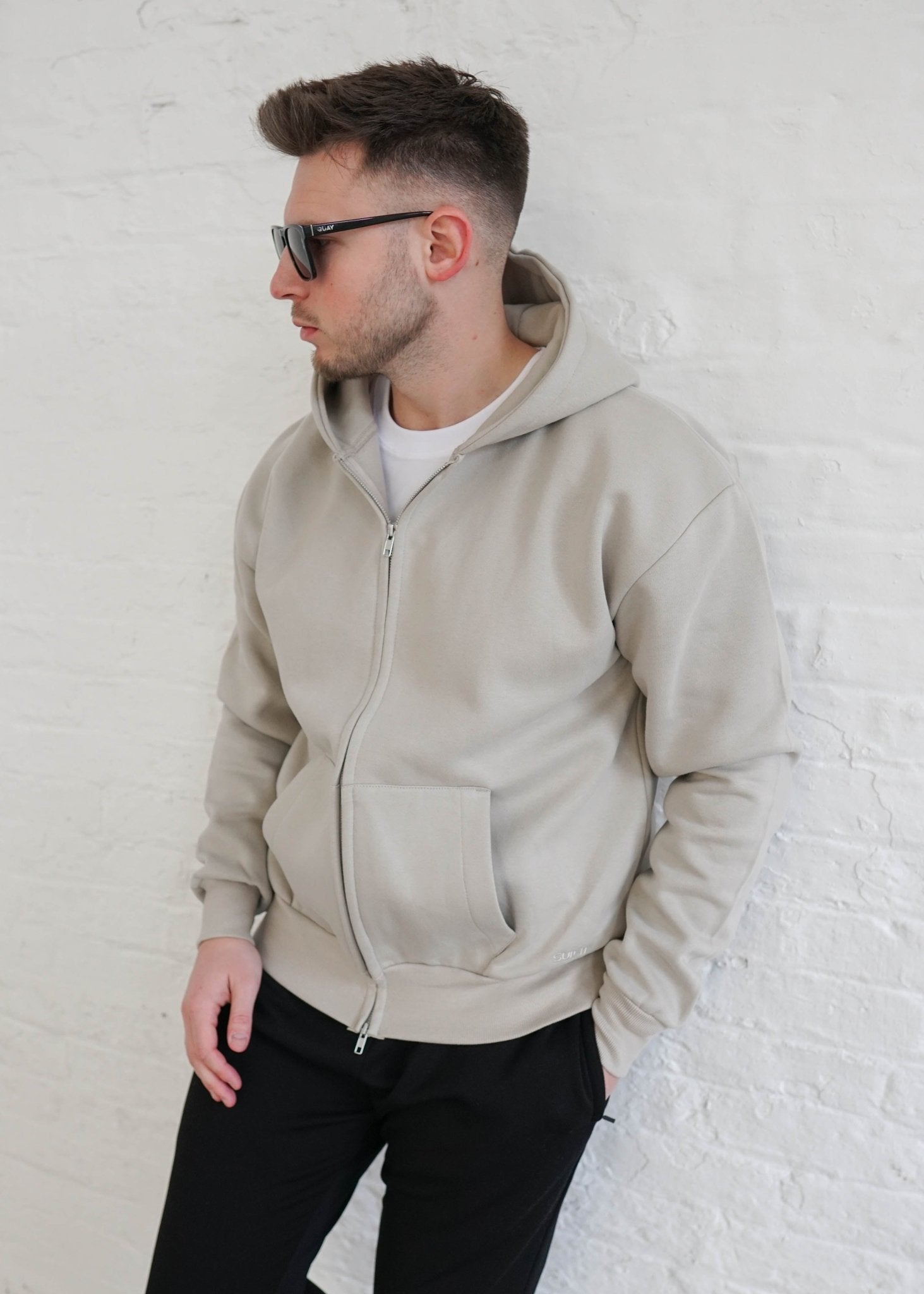 Premium Relaxed Zip Hoodie In Stone - Sulfit Clothing