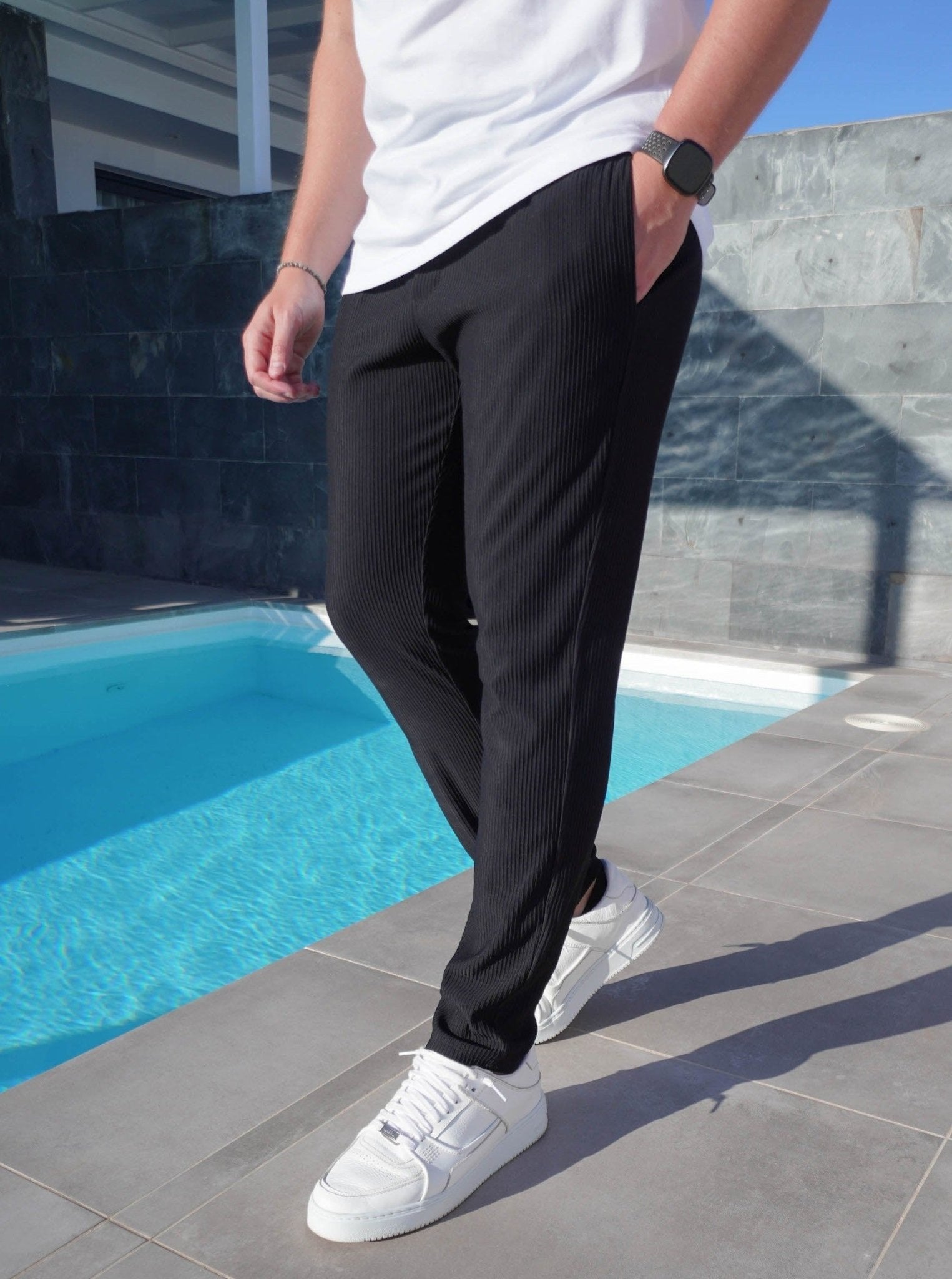 Ribbed Trouser In Black - Sulfit Clothing
