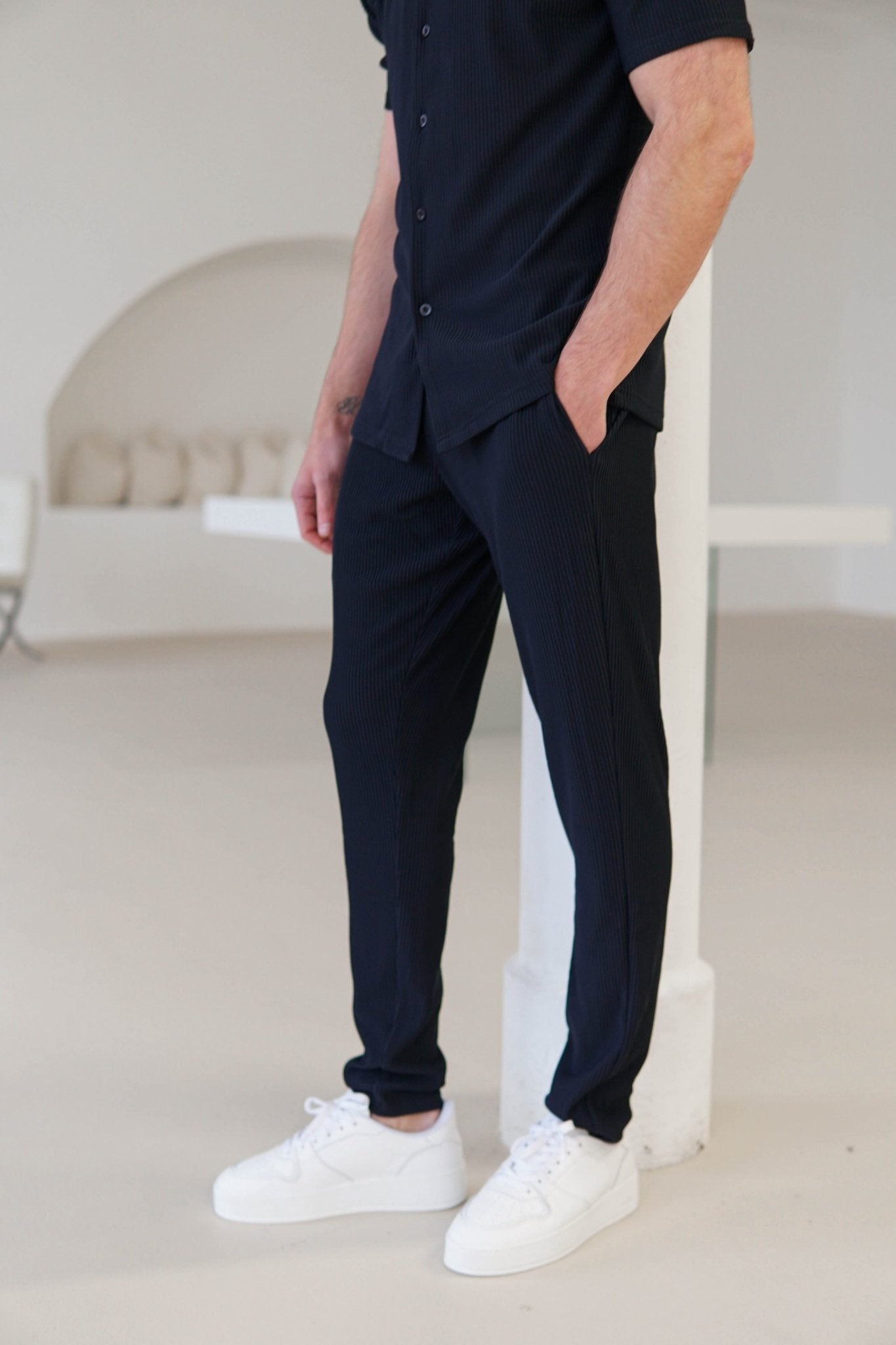 Ribbed Trouser In Navy - Sulfit Clothing