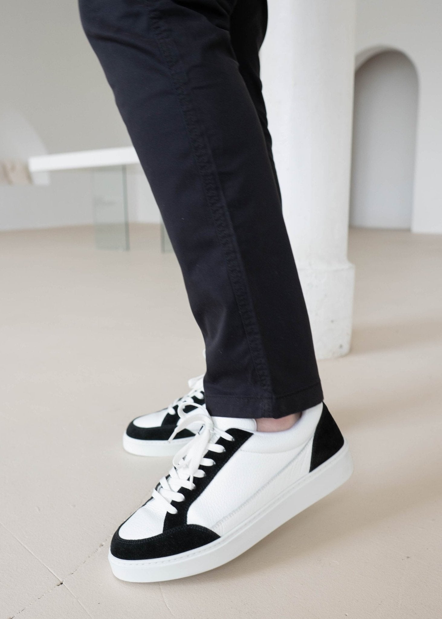 Slim Comfort Chinos In Black - Sulfit Clothing
