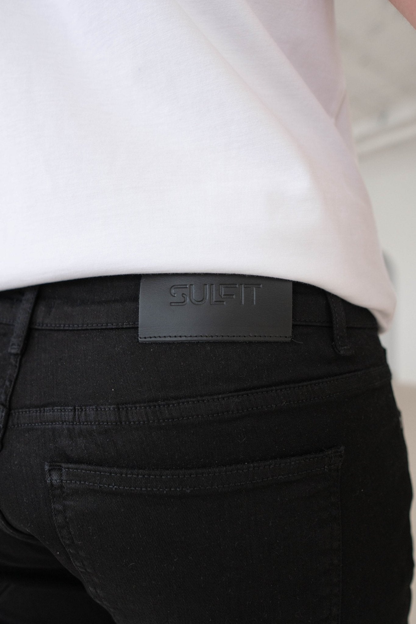 Slim Comfort Jeans In Jet Black - Sulfit Clothing