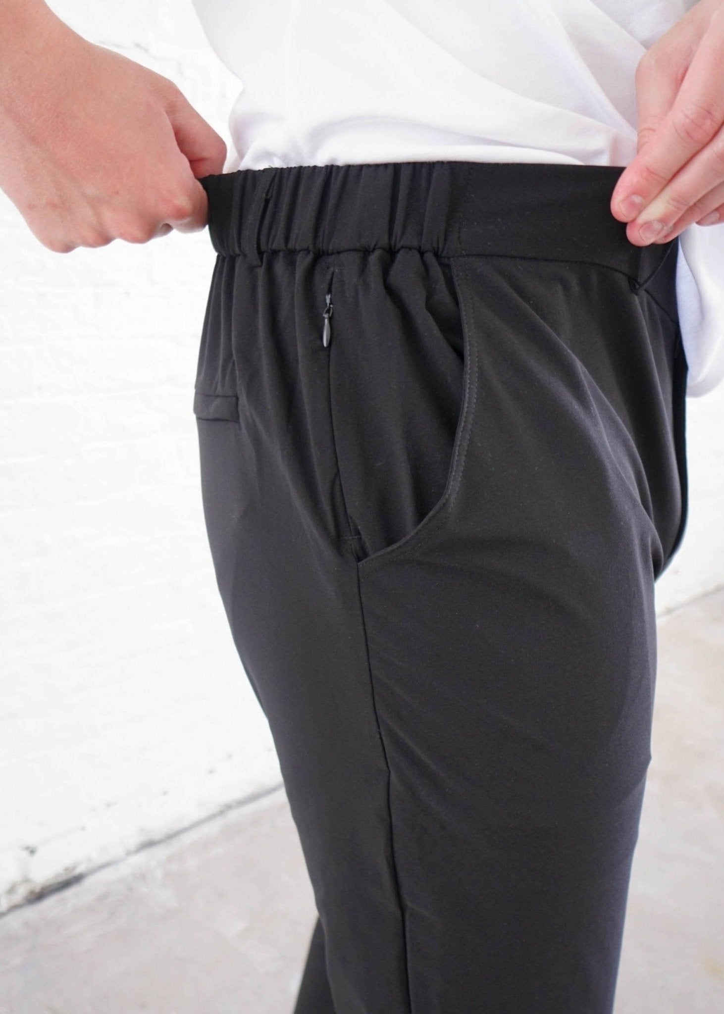 Smart Stretch Trouser In Black - Sulfit Clothing