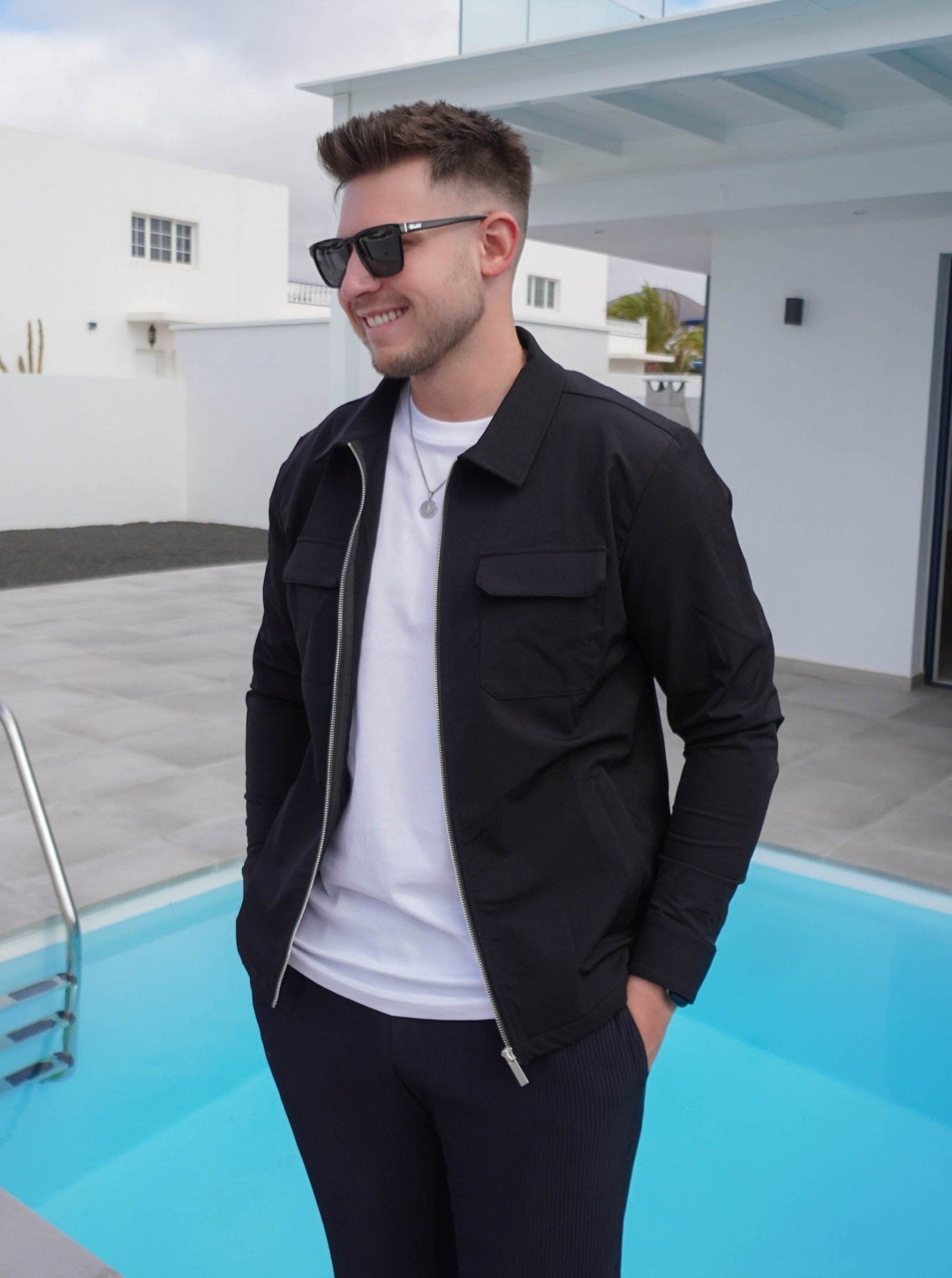 Tech Stretch Cargo Jacket In Black - Sulfit Clothing