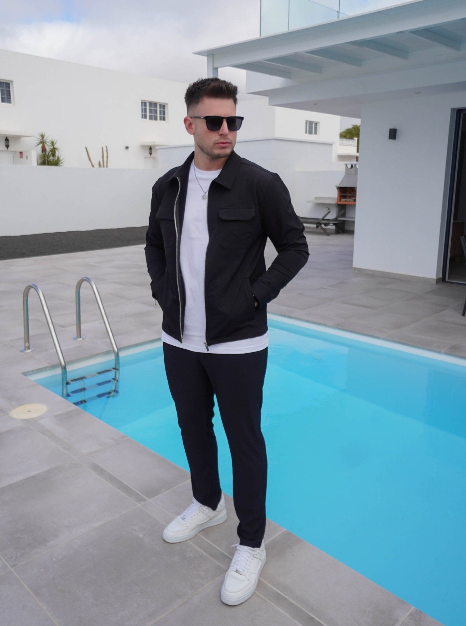 Tech Stretch Cargo Jacket In Black - Sulfit Clothing