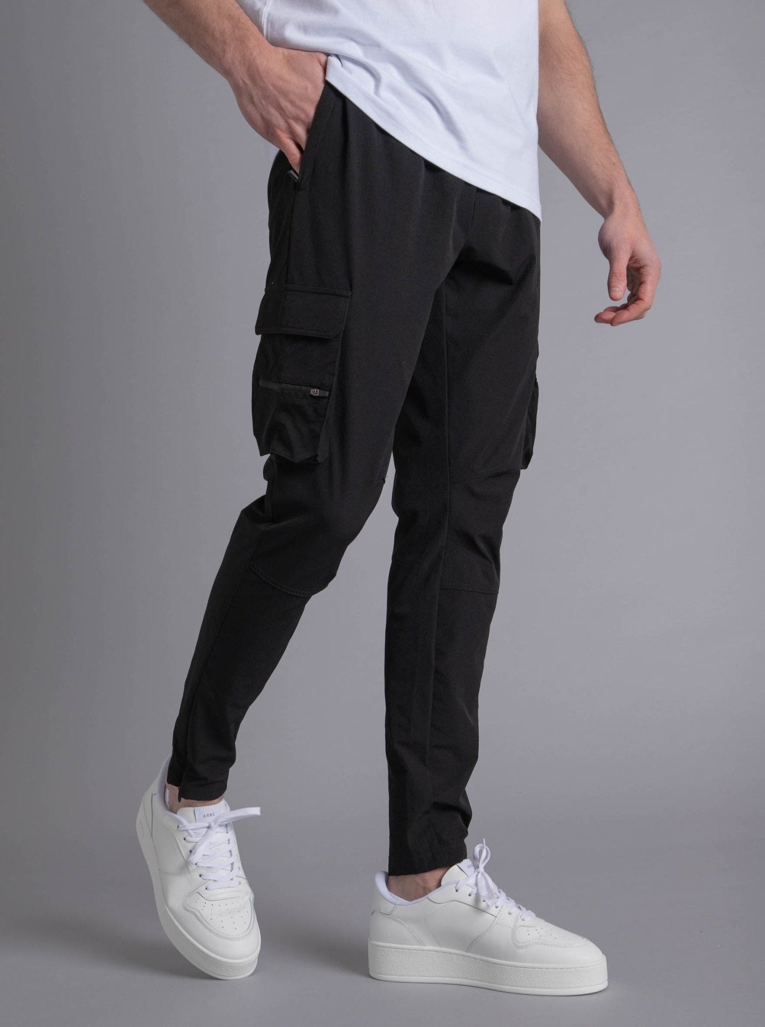 Tech Stretch Cargo Pant In Black - Sulfit Clothing
